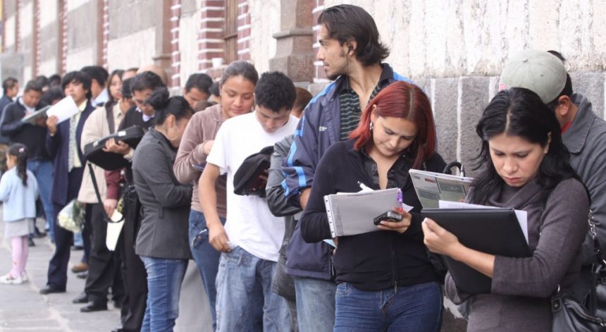 Falta de experiencia laboral, motivo de desempleo juvenil