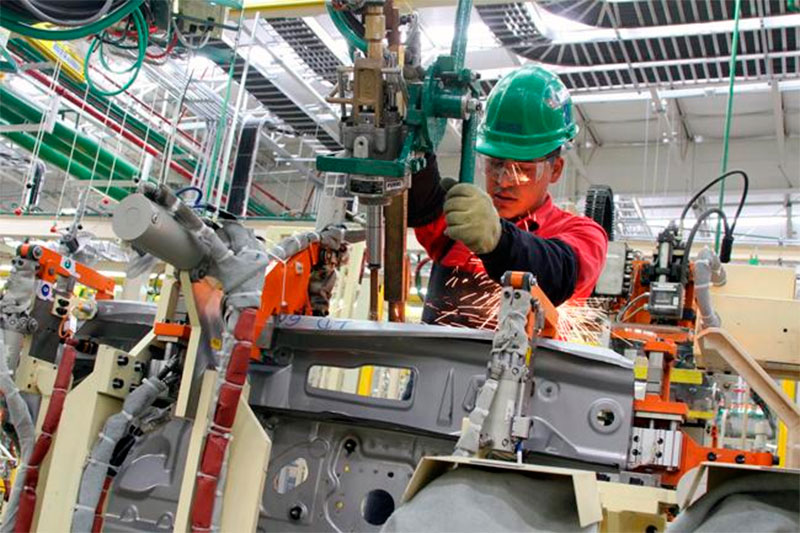 Alto nivel manufacturero en México somos ¡bien chambeadores!