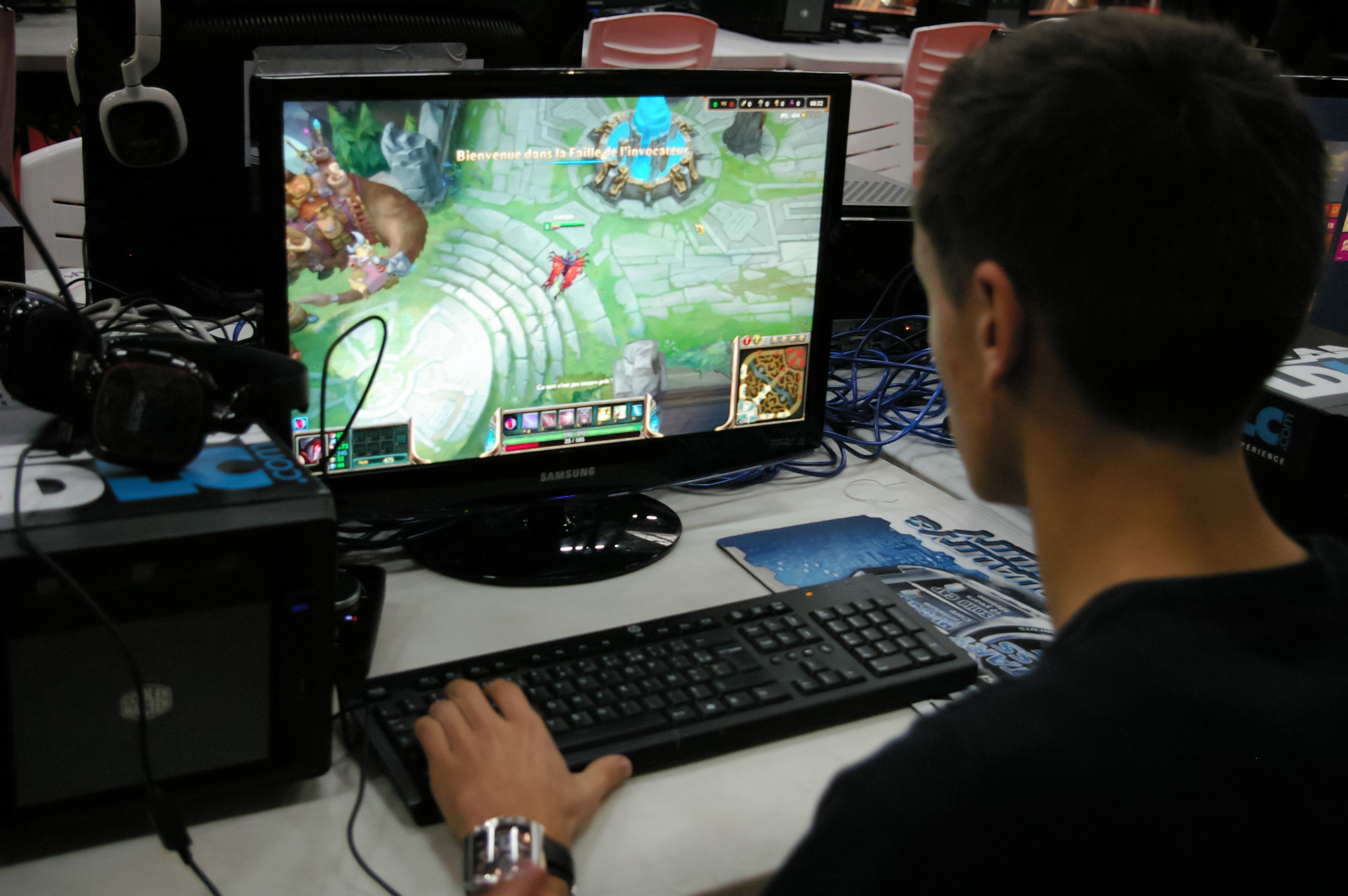 Gamer profesional, los empleos de la chaviza actual