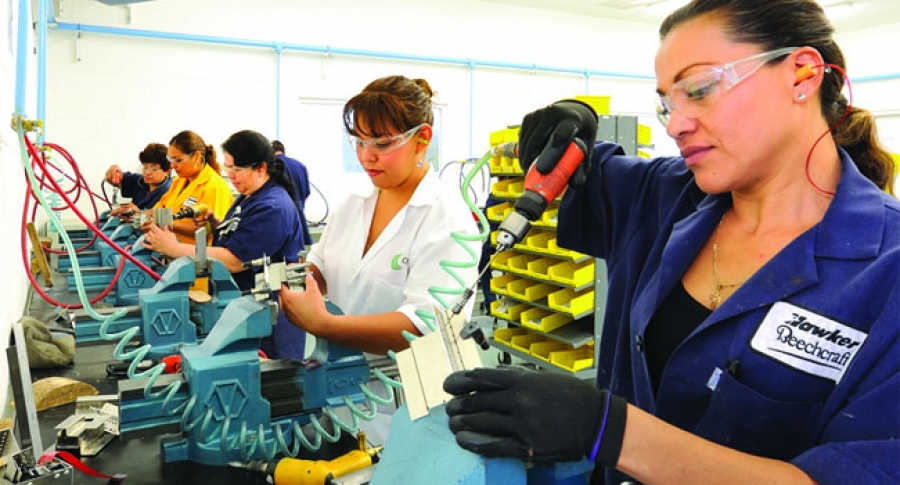 Octubre, récord mensual en generación de empleo en México