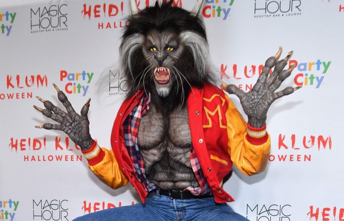 La reina de Halloweeen Heidi Klum lo hizo de nuevo