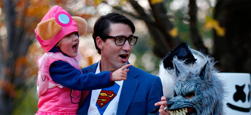 Trudeau lo hace de nuevo: encantar al mundo, ahora por Halloween