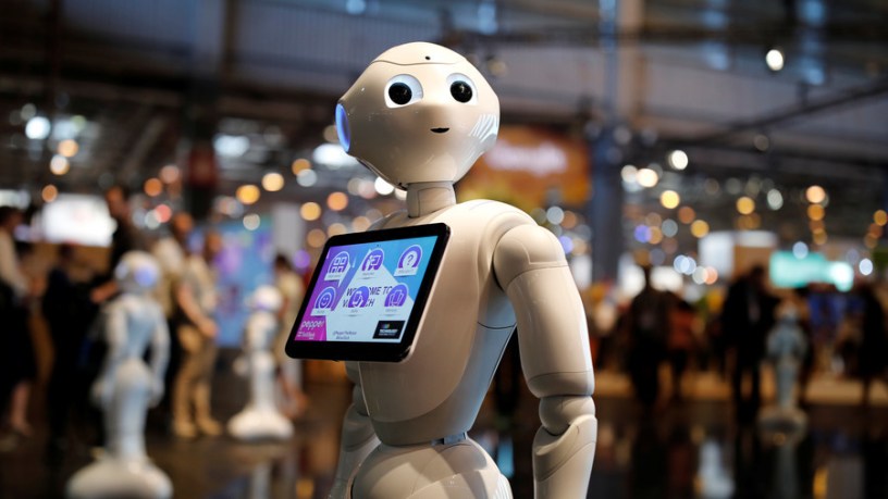 ¡Insólito! Despiden a robot de su trabajo por ¡ineficiente y siniestro!