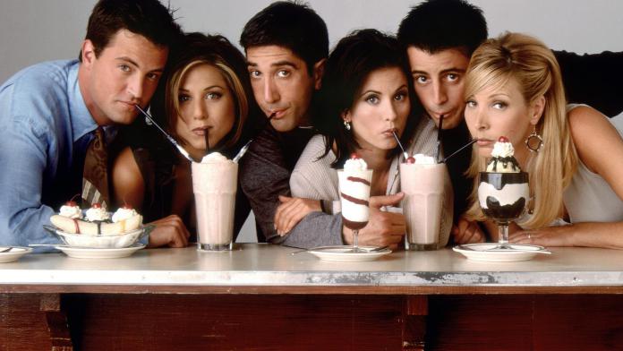 “Friends”, sí es una serie homofóbica, transfóbica y misógina, así eran los 90s