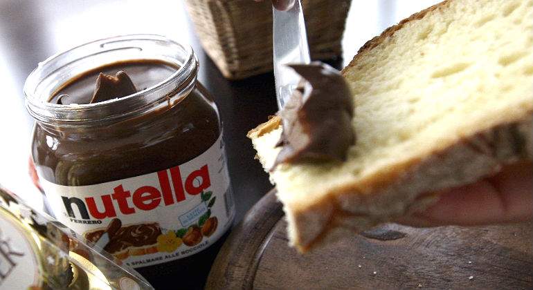 Violencia y empujones por una promoción de #Nutella 🤣