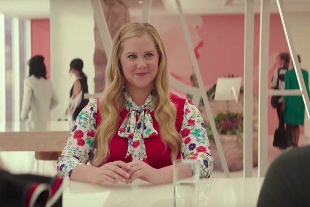Amy Schumer regresa con ‘I Feel Pretty’ ¡y pinta para ser tan buena como ‘Trainwreck’!