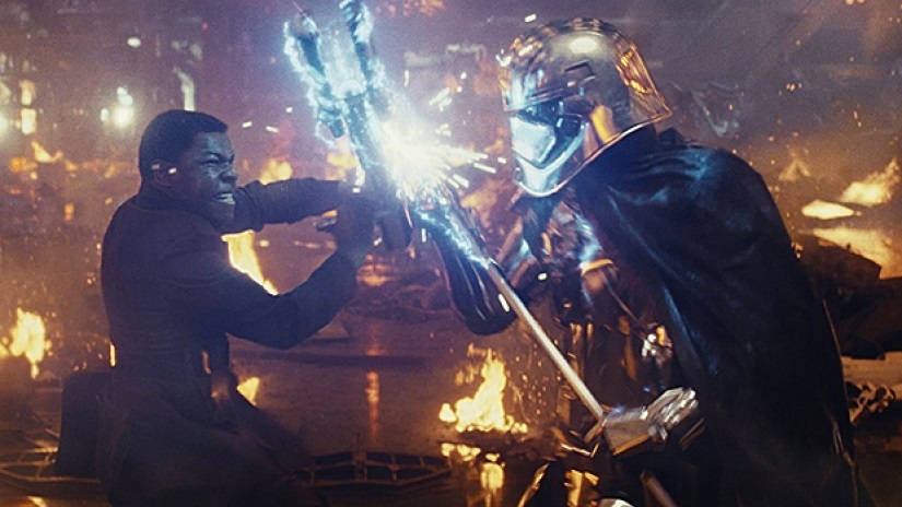 Se revela destino original de la capitana Phasma en escena eliminada de ‘Star Wars: Los Últimos Jedi’