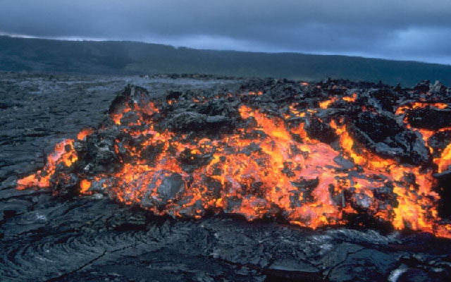 El volcán Kilauea, de Hawai, está haciendo que la isla crezca