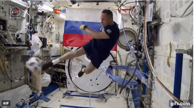 El astronauta que juega fútbol espacial antes que el Mundial