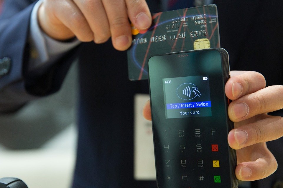 5 trucos financieros para salir de tus deudas de tarjetas de crédito