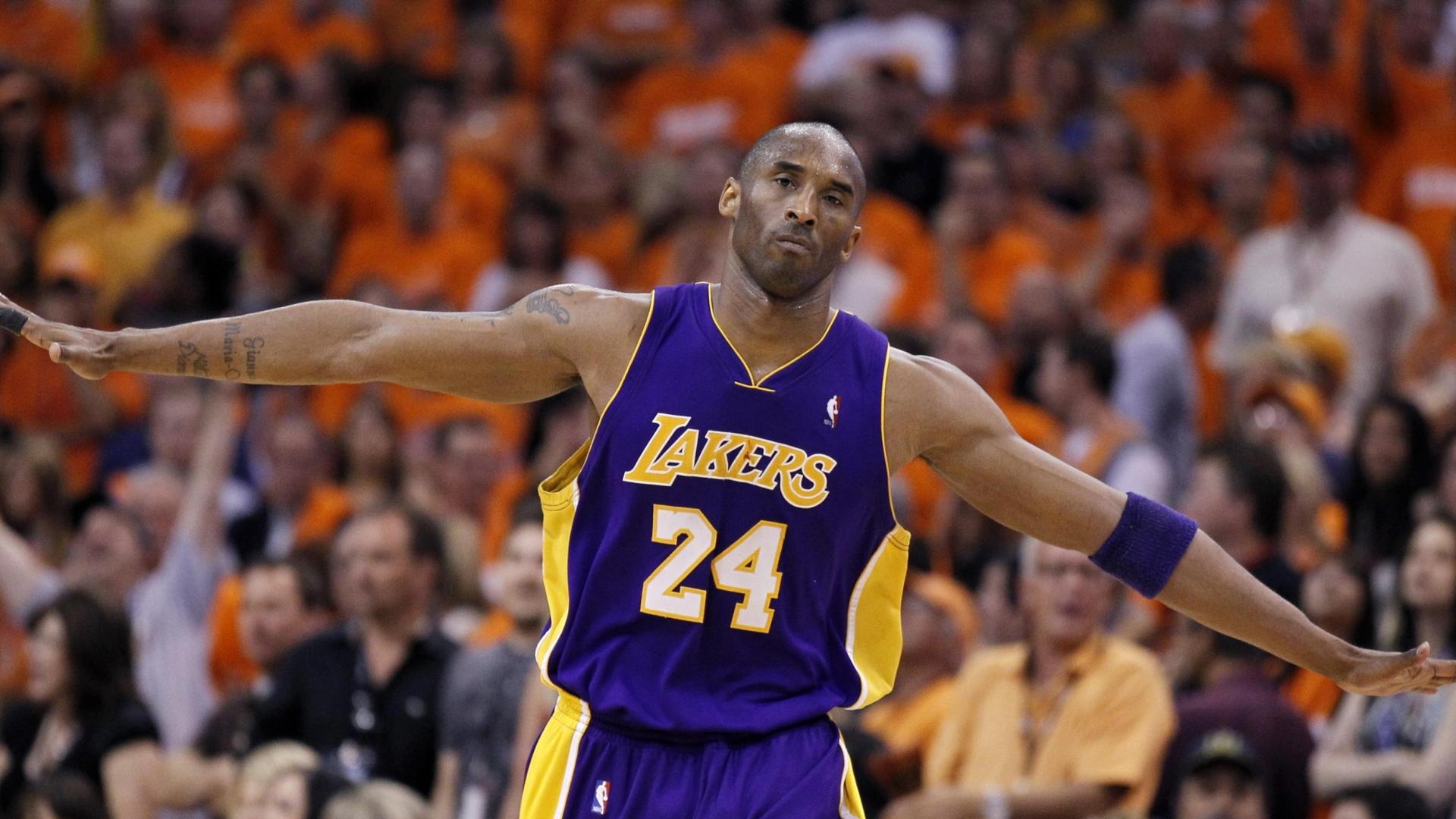 LAMENTABLE: muere Kobe Bryant y su hija en accidente aereo”