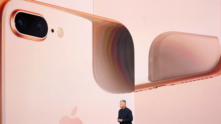 ¿Sucederá eso del iPhone barato?