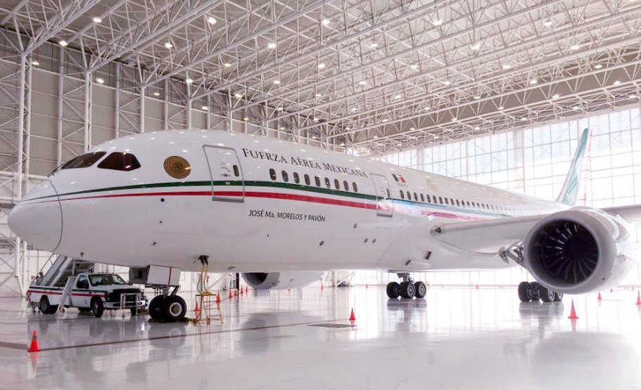 La telenovela del presidente y el avión presidencial