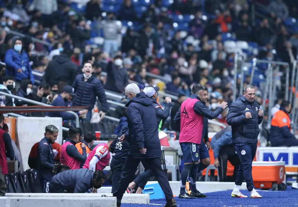 Los Rayados de Monterrey le dicen adiós a Javier Aguirre