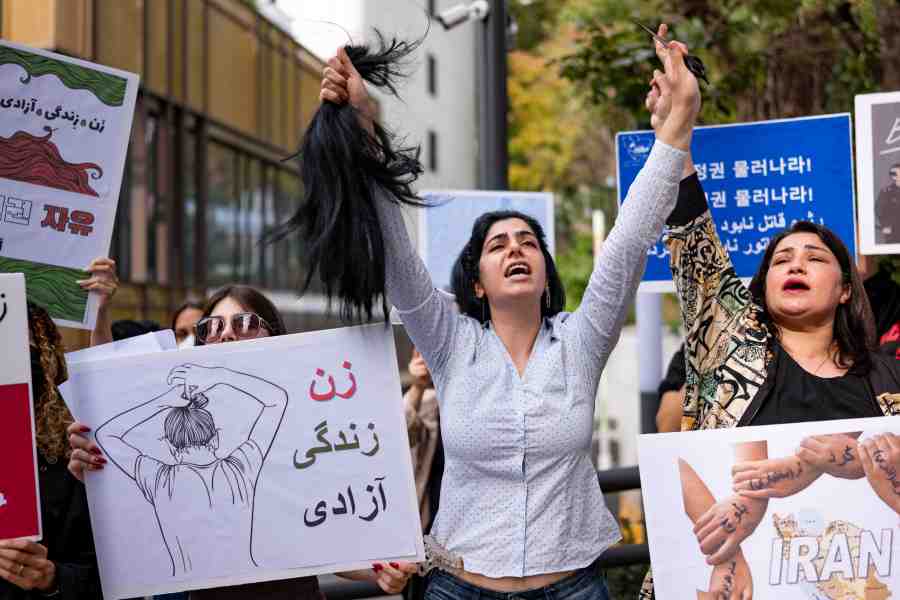 Las protestas en Irán continúan por la muerte de Masha Amini 