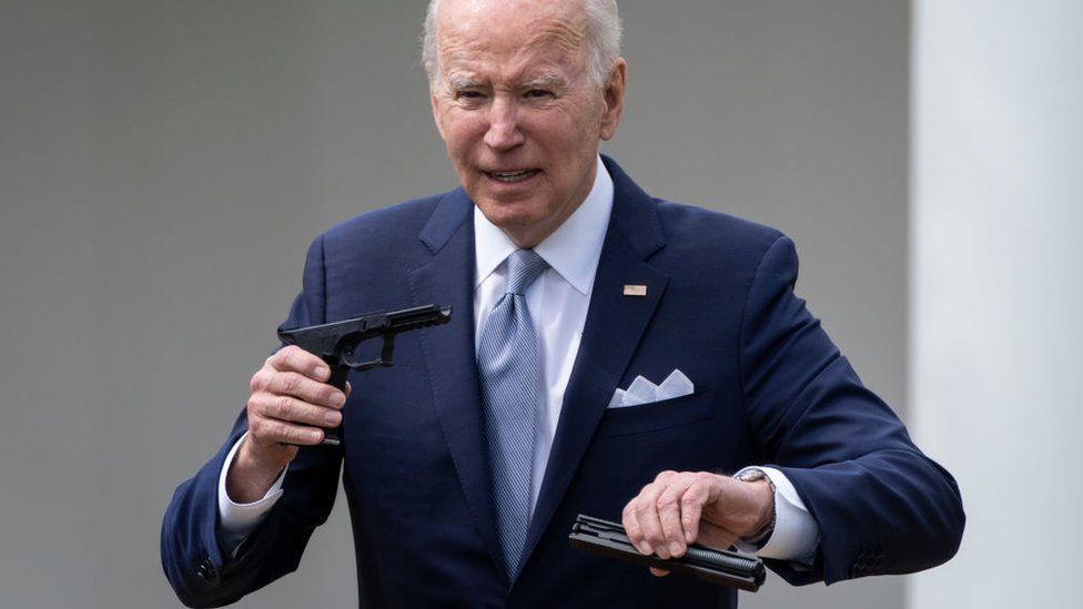 Joe Biden habla sobre la regulación de armas