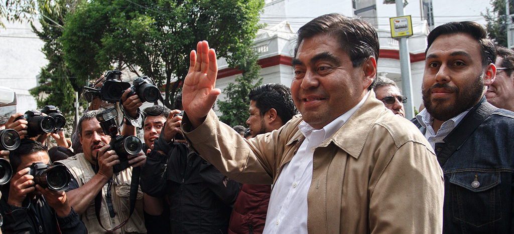 Fallece el gobernador de Puebla, Miguel Barbosa