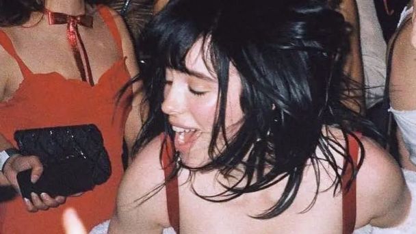 Billie Eilish comparte fotos sobre su fiesta de cumpleaños