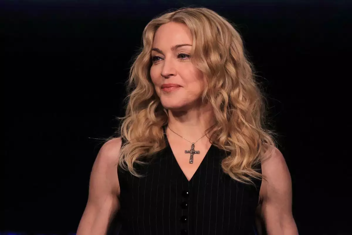 Madonna es dada de alta del hospital y se encuentra en su casa, según una fuente