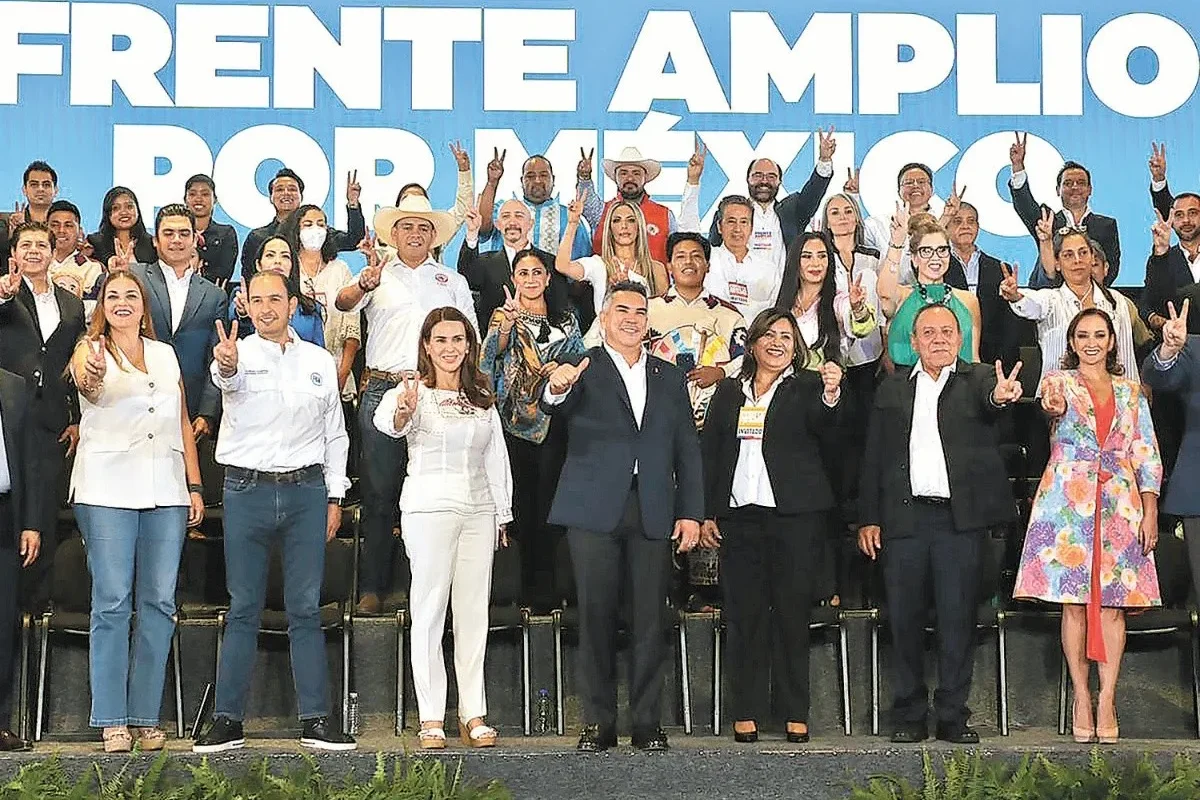 AMLO afirma que los partidos de oposición han dejado de existir y ahora hay un “supremo poder conservador”