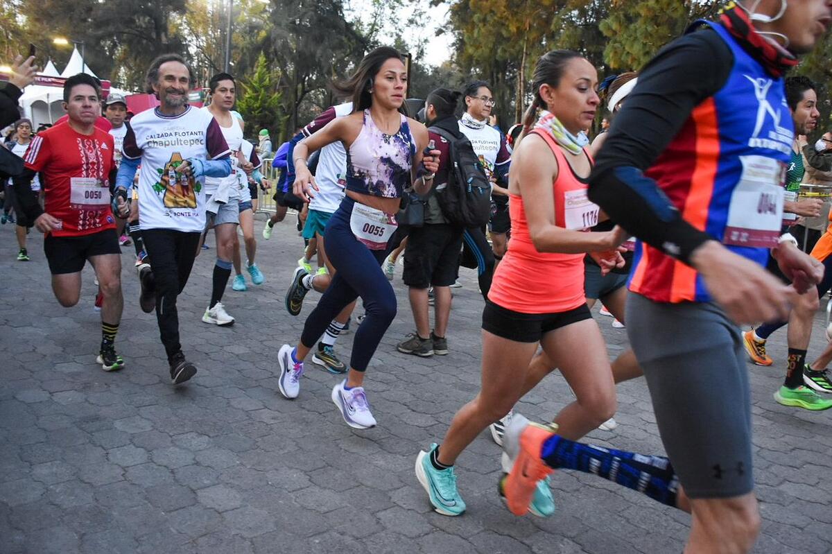 Título: Indeporte investiga a corredores “tramposos” en el Maratón de la Ciudad de México Telcel 2023