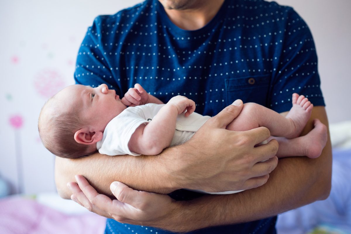 Aprobada Ampliación Histórica: Paternidad en México Puede Ser de hasta 30 Días con Goce de Sueldo