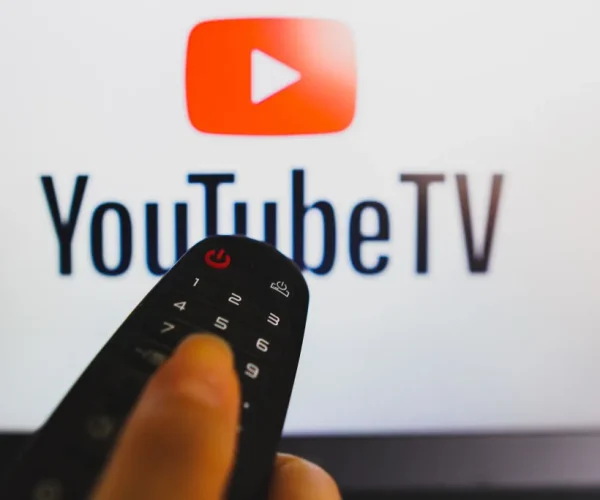 YouTube rediseña su app para TV para destacar los comentarios sin ocultar el video